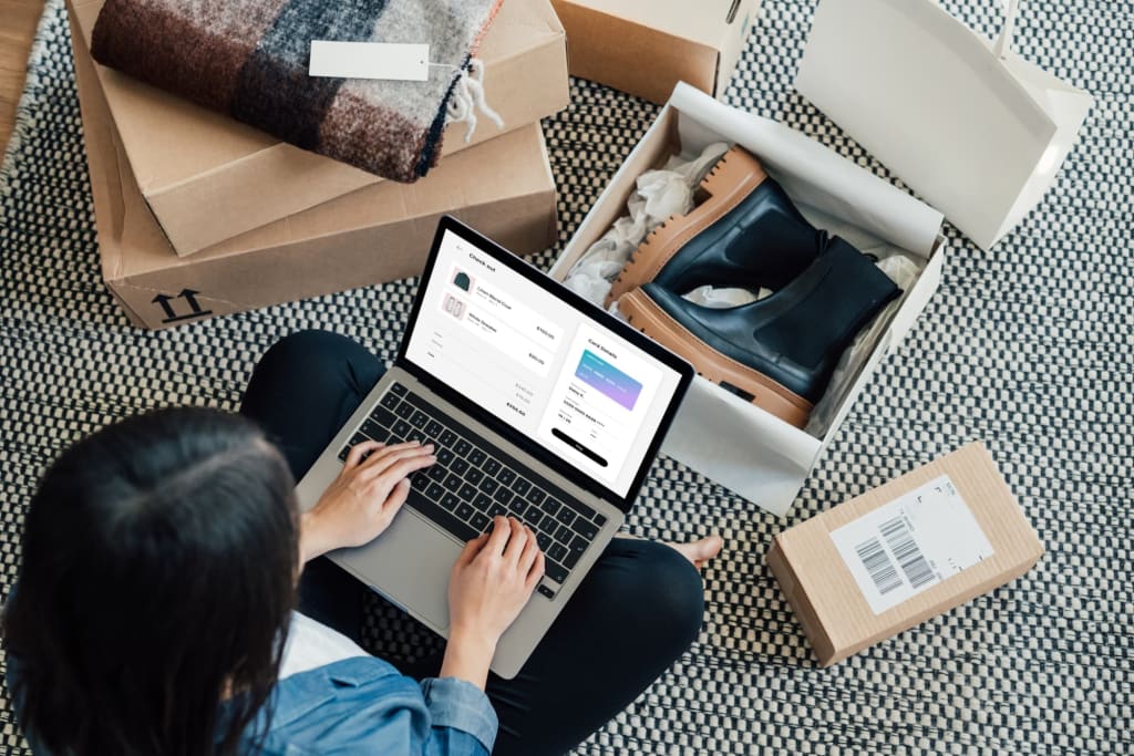 How to Become an E-Commerce Merchant